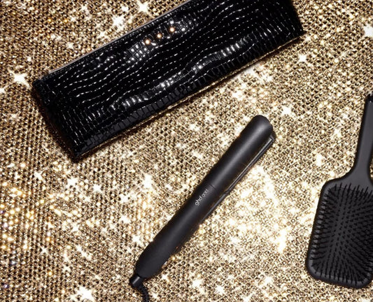 NEW GHD GOLD® HAIR STRAIGHTENER FESTIVE GIFT SET IN BLACK (WORTH £254)